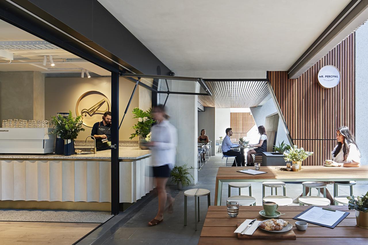 Tyrian Albert Park Lake Melbourne Exterior photo The interior of the café